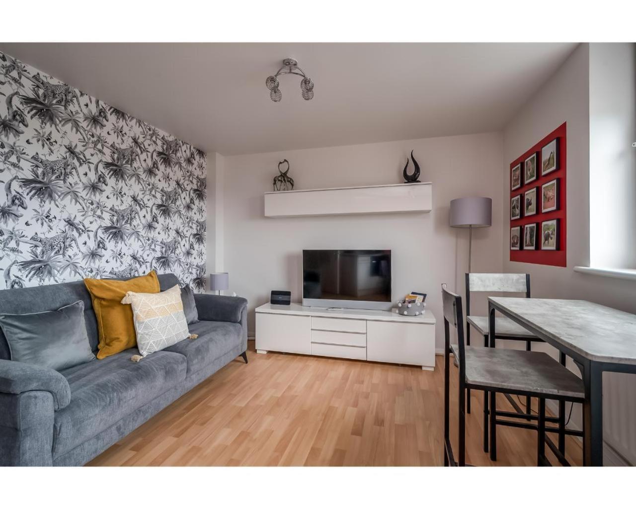 Central Belfast Apartments Jubilee Heights Bagian luar foto